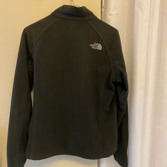 Women’s Medium North Face Jacket - Picture 2 of 2